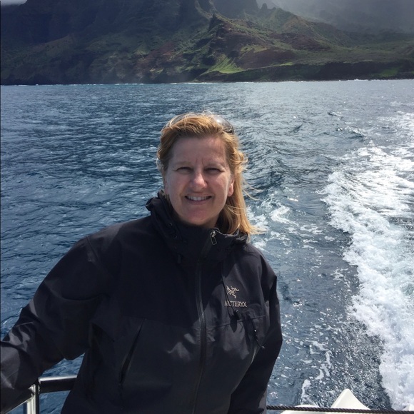 Meet your Posher, Tracey - Picture 1 of 1